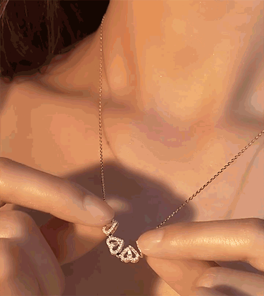 Clover-to-Hearts Necklace (with Gift Box)