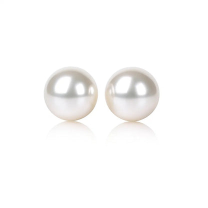 The Signature Pearl Studs (7mm)