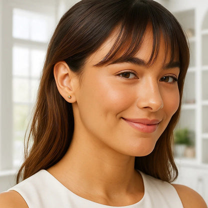 Essential Polished Ball Studs in Yellow Gold (4mm)