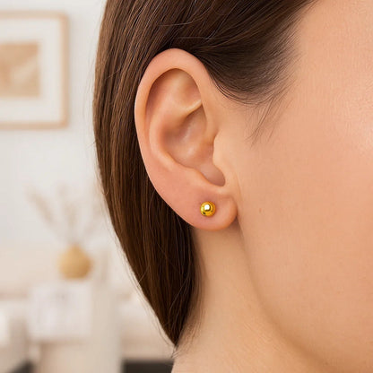 Essential Polished Ball Studs in Yellow Gold (4mm)