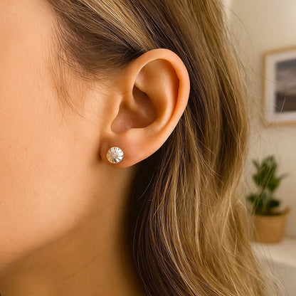 The Solis Studs (In White Gold)